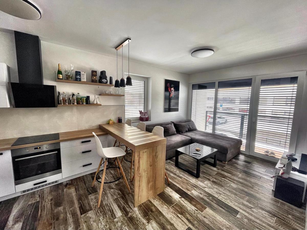 Patrik Apartments Ліптовський Мікулаш Екстер'єр фото